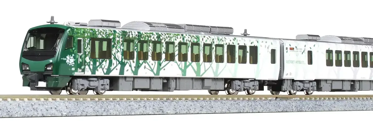 KATO N Gauge HB-E300 Series Resort Shirakami Diecast 4-Car Set Model 10-2073